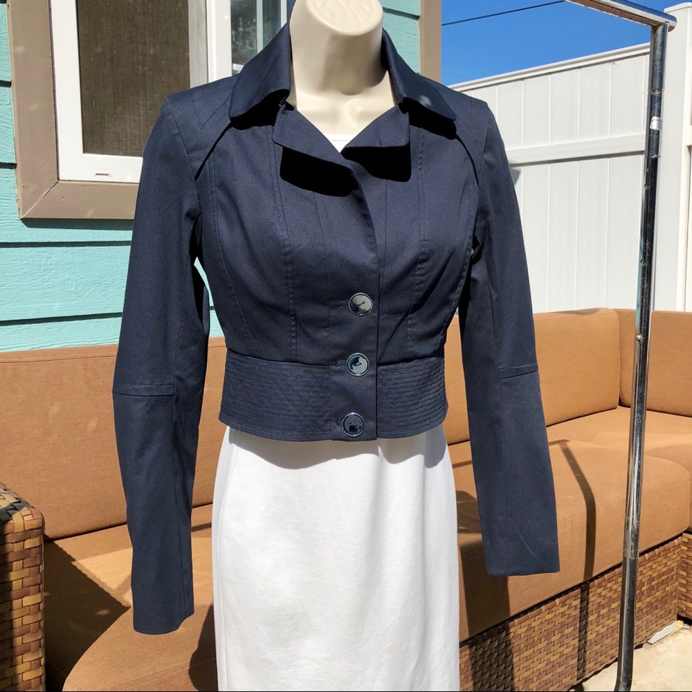 L.A.M.B. Cropped Silhouette 3 Button Jacket 🖤 NWT